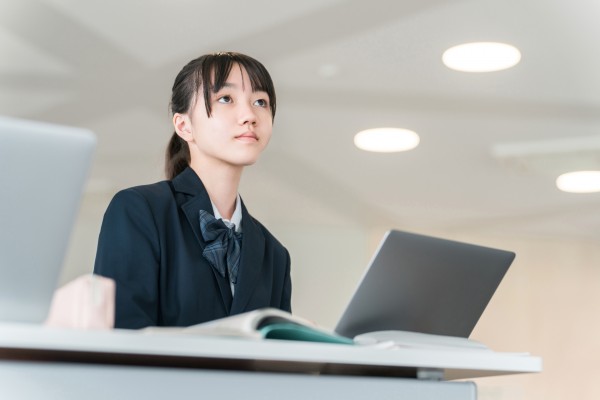 就職特化型の放課後デイサービスで児童指導員！